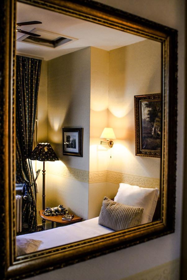 Guest House Huyze Die Maene Брюгге Экстерьер фото